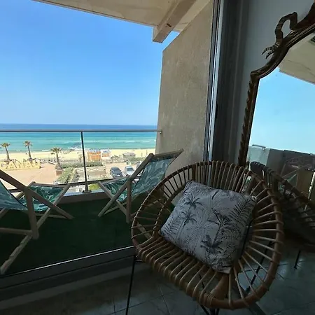 Splendide Vue A 180 Sur L'ocean Daire