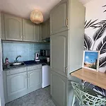 Splendide Vue A 180 Sur L'ocean 아파트
